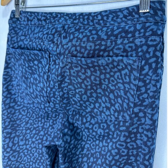 Spanx Jean-ish Slimming Ankle Leggings – Blue Denim Leopard Print – Medium - Picture 6 of 7
